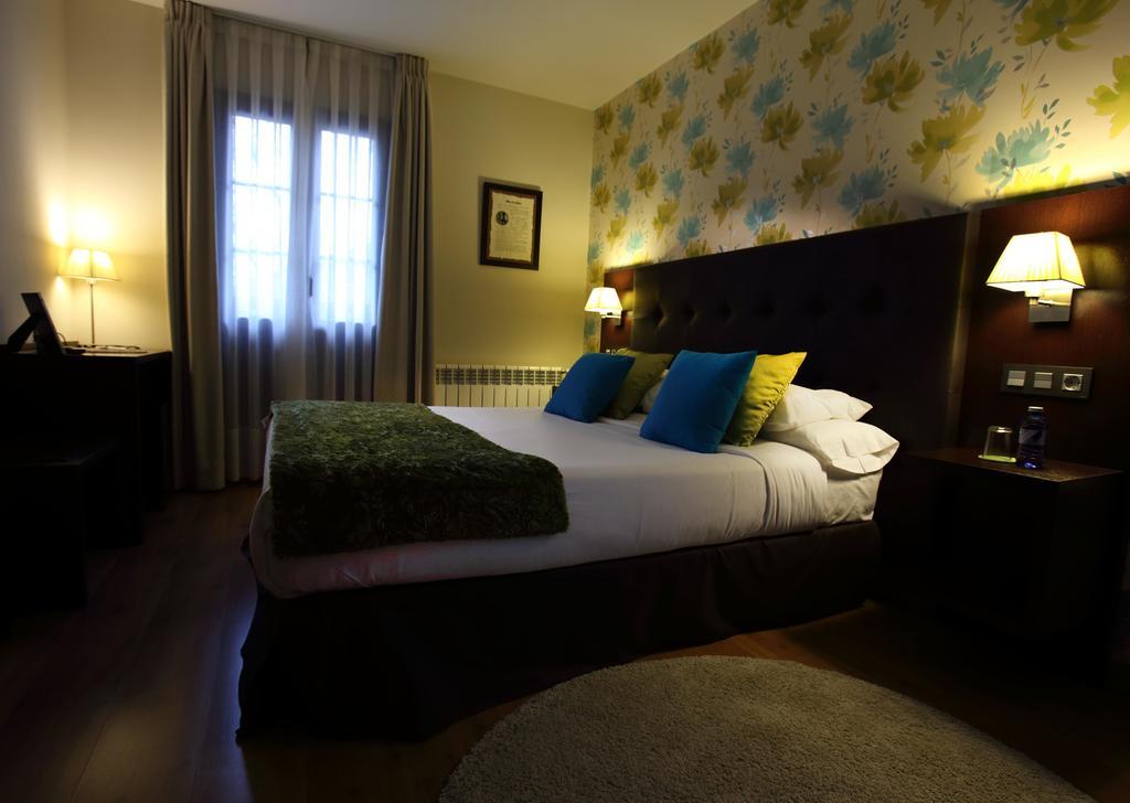 Hotel Rural - El Rincon De Don Pelayo 2*
